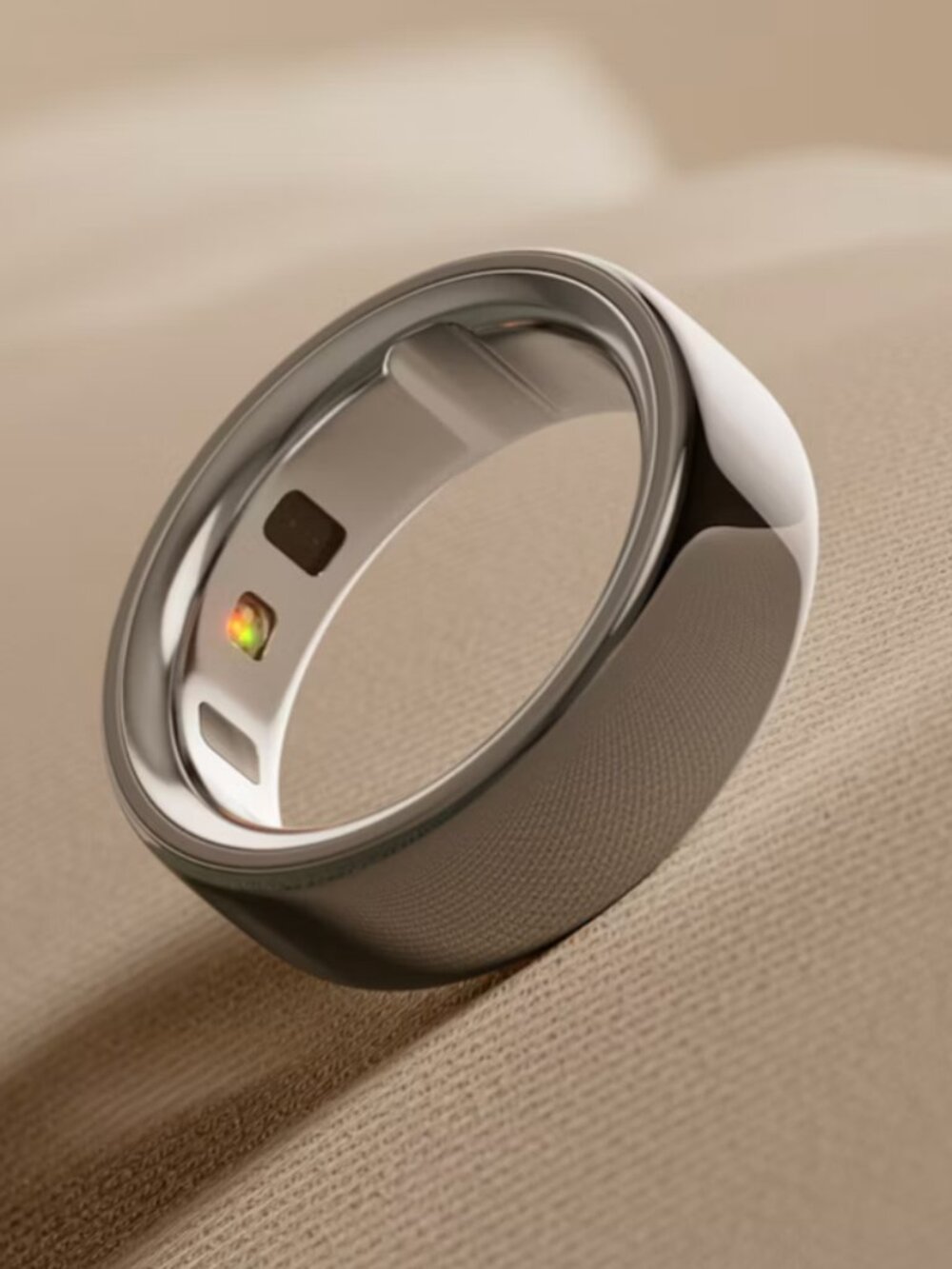 Oura Ring 4 - Silver - Size 7 - Sleep, Activity, Women’s Health, AI Advisor